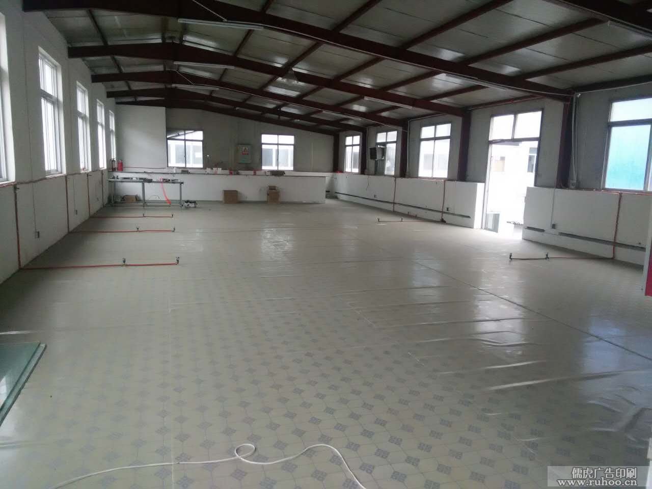 发光字生产车间实拍照片4