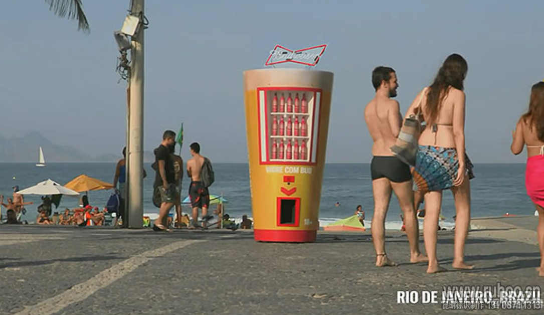 百威啤酒户外广告