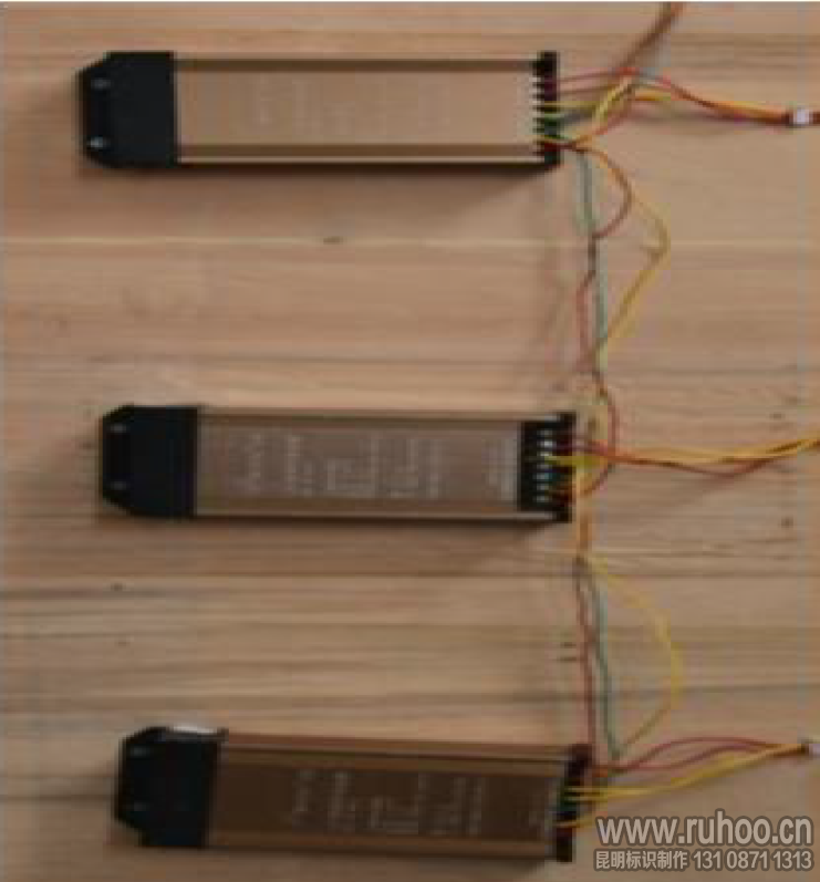 发光字电源适配器错误安装示范④