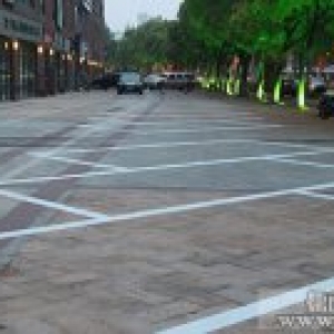 昆明滇池会展中心7500个地下车位今起开放