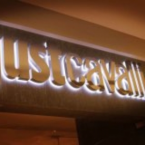 2018年最流行的高档发光字总有一款适合你