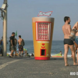 百威啤酒的户外广告制作赏析