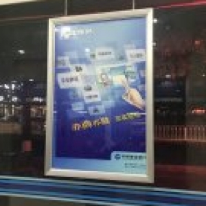 超薄灯箱怎么安装？怎么更换画面？