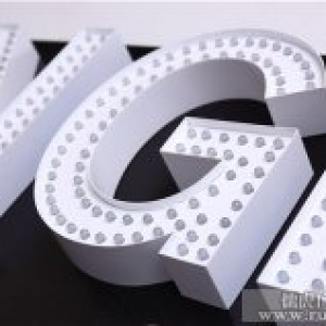 冲孔发光字制作 昆明发光字制作