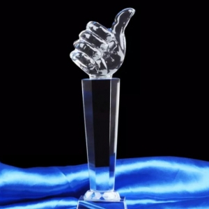 水晶奖杯是怎么做的？